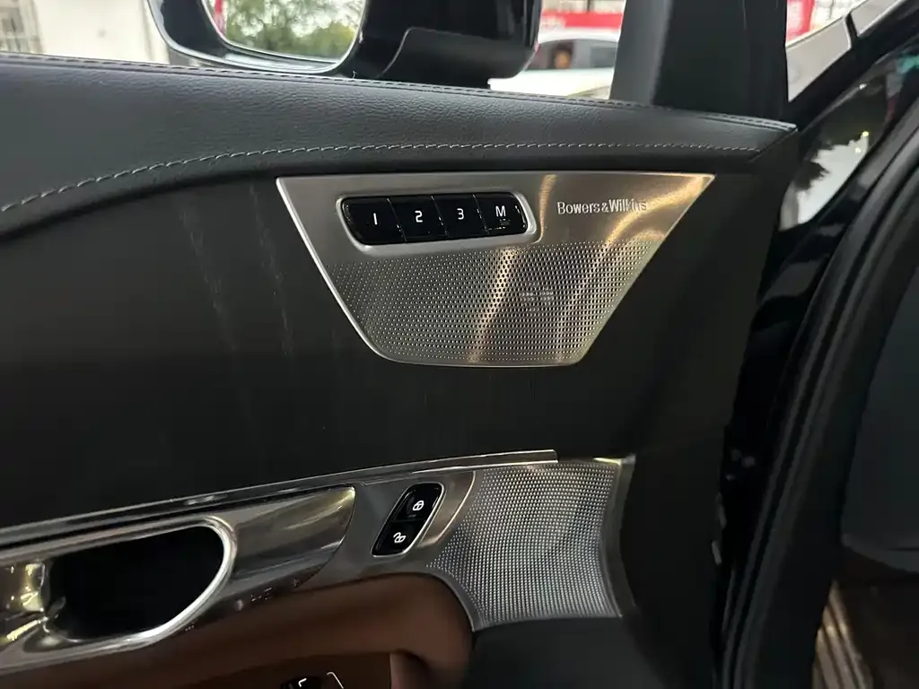 Volvo XC90 2022 из CN, фото 8