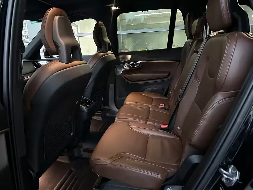 Volvo XC90 2022 из CN, фото 9