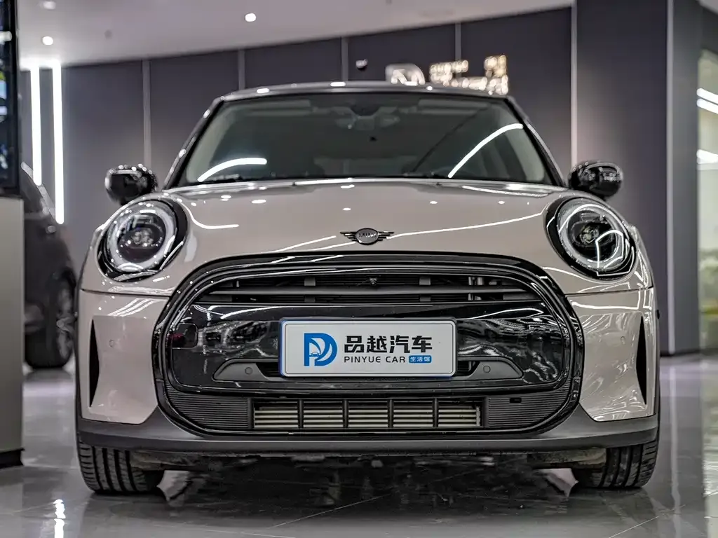 MINI Cooper (3-door) 2022 из CN, фото 2