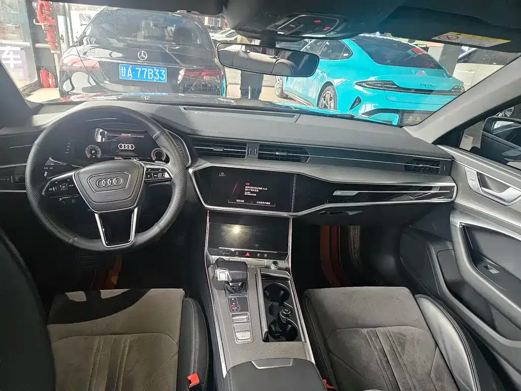 Audi A6L 2023 из CN, фото 8