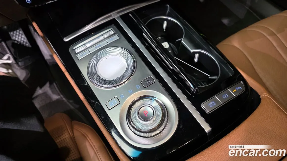 Genesis G80 — фото 9