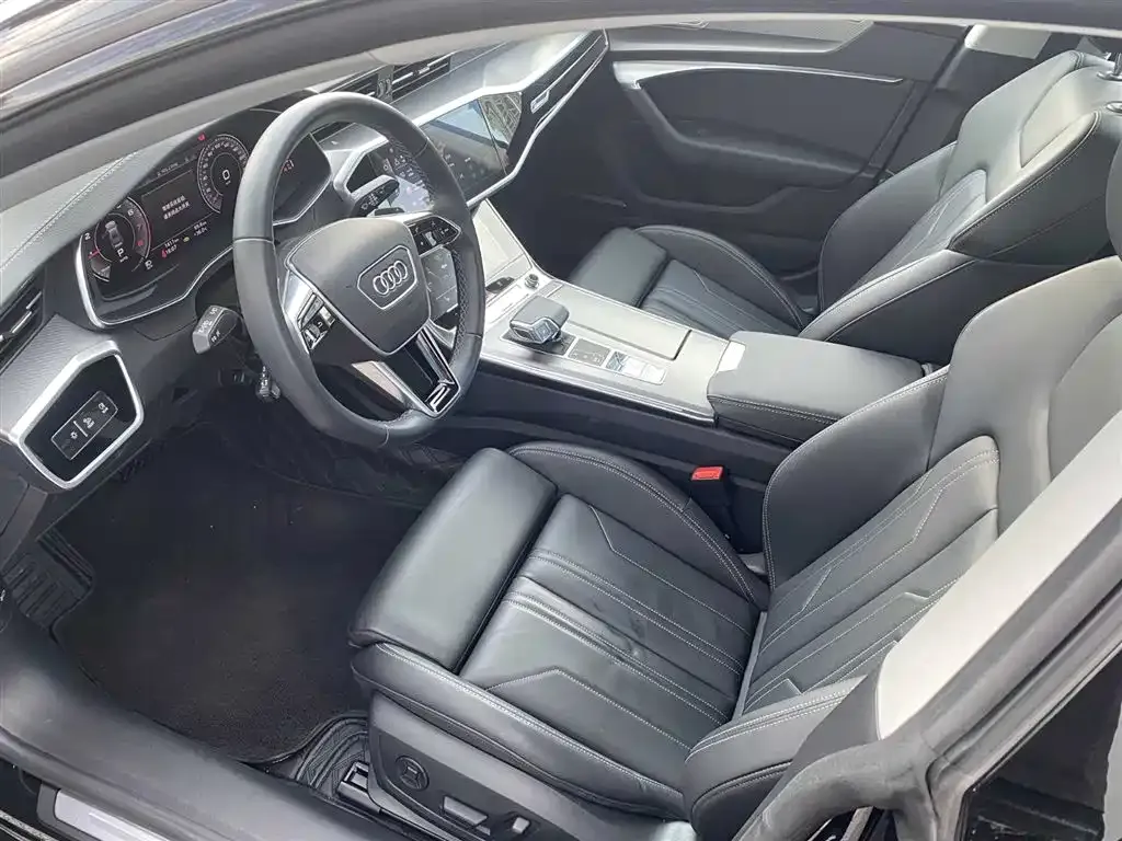 Audi A7 2024 из CN, фото 5
