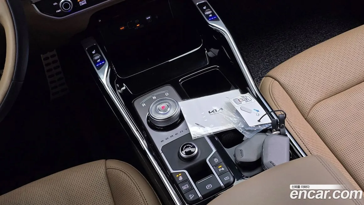 Kia Sorento — фото 9