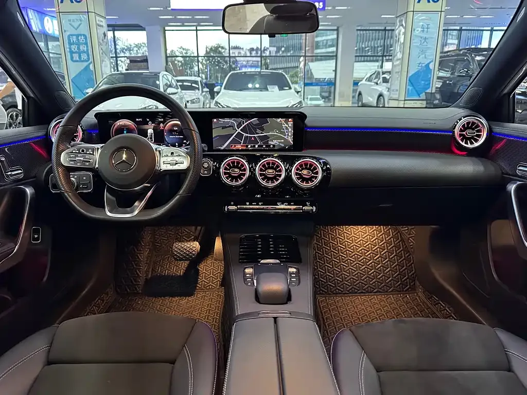 Mercedes-Benz A-Class 2023 из CN, фото 7