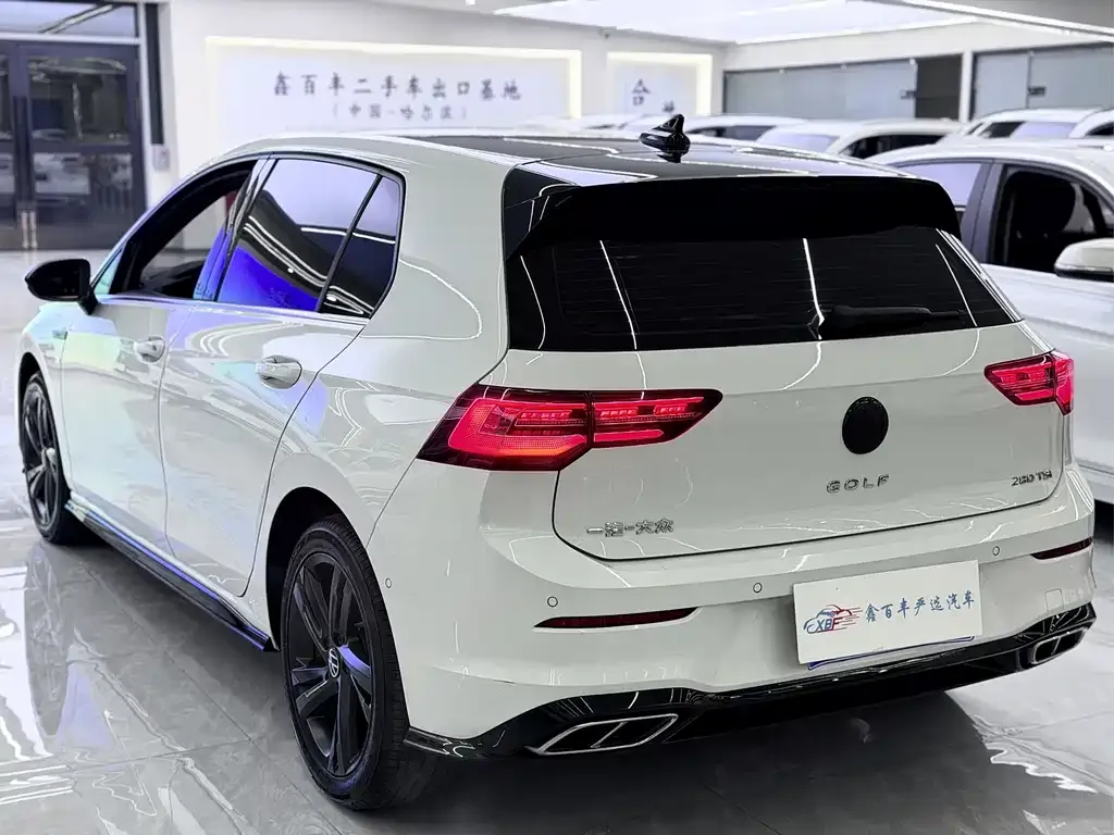 Volkswagen Golf 2022 из CN, фото 10