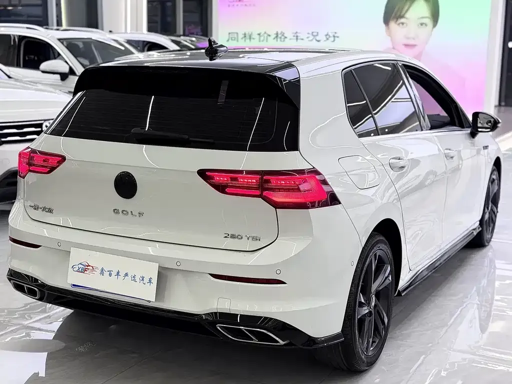 Volkswagen Golf 2022 из CN, фото 8