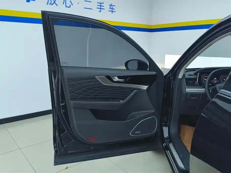 Hongqi HS5 2023 из CN, фото 7