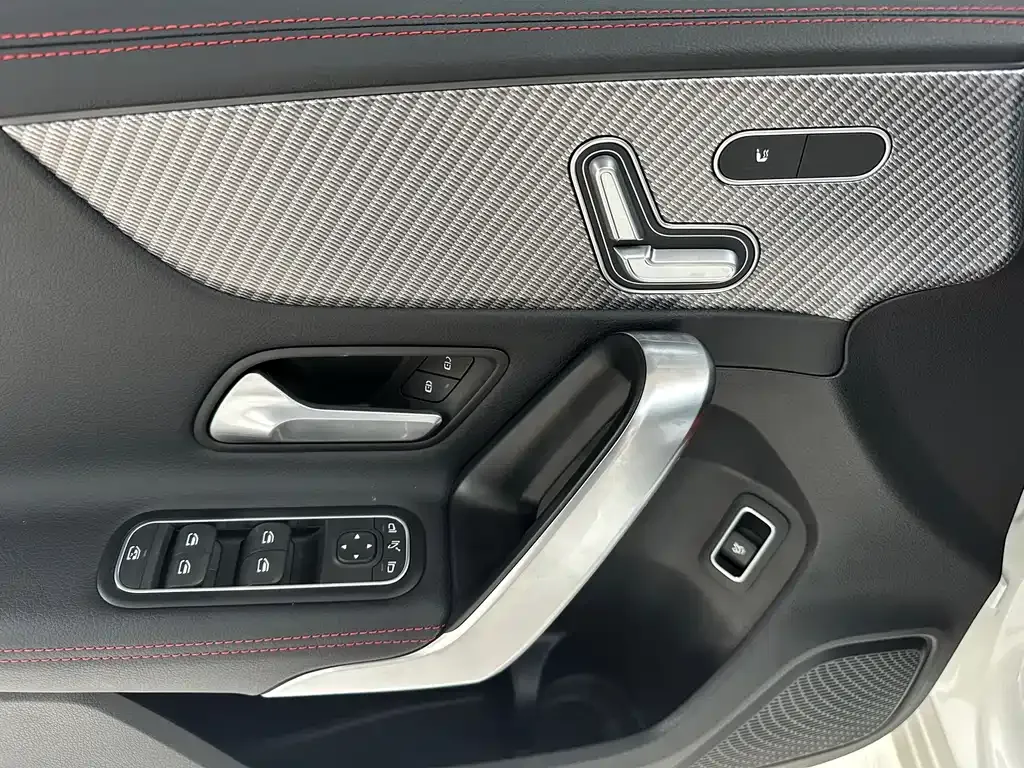 Mercedes-Benz A-Class 2025 из CN, фото 6