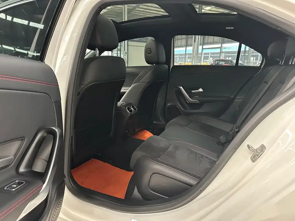 Mercedes-Benz A-Class 2025 из CN, фото 7