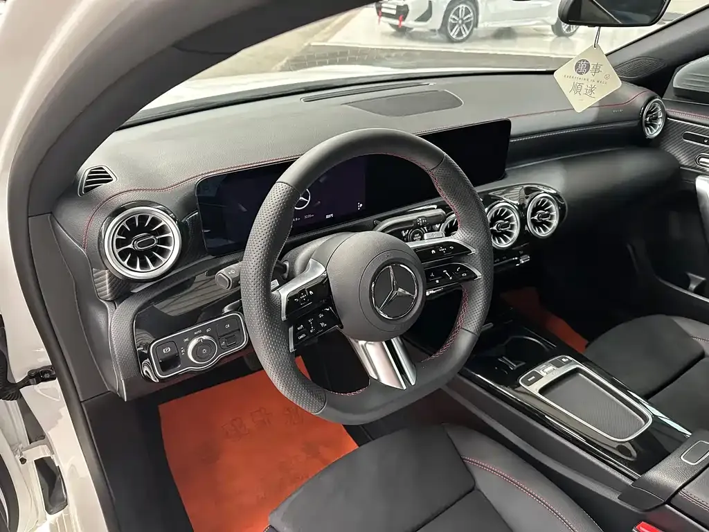 Mercedes-Benz A-Class 2025 из CN, фото 9