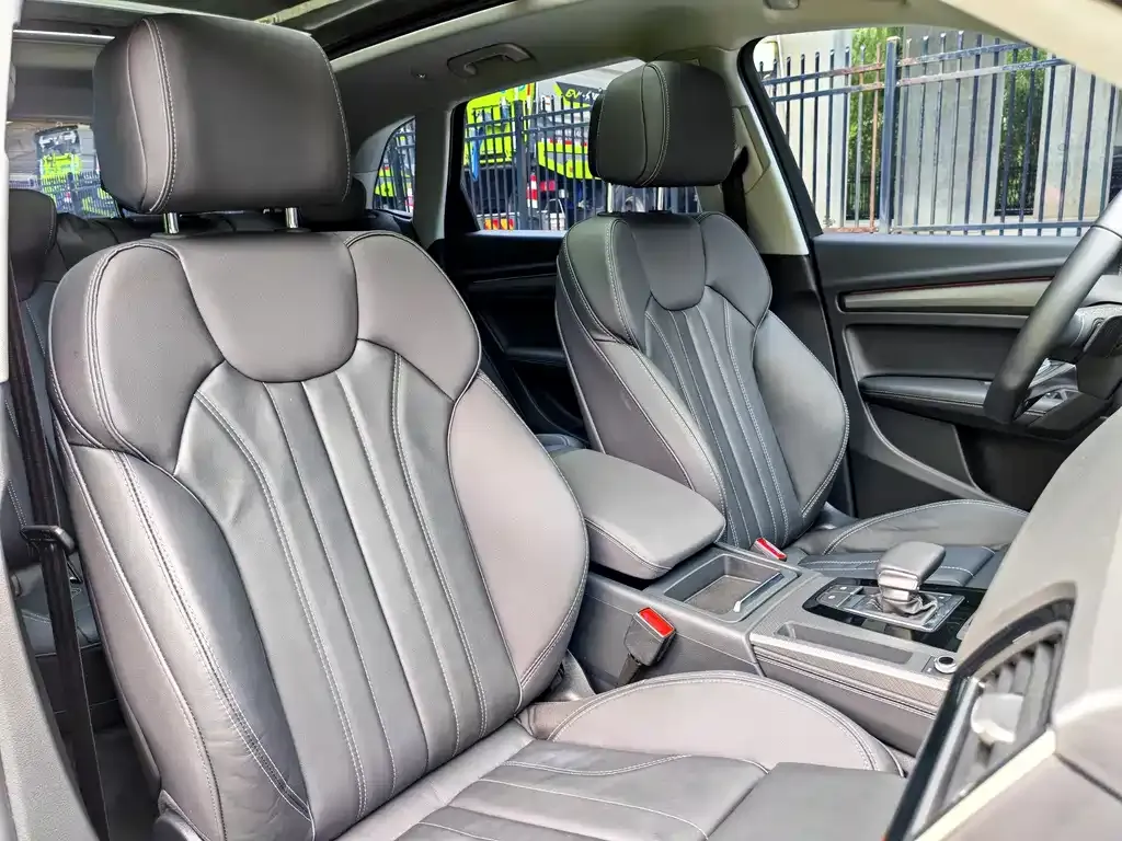 Audi Q5L 2023 из CN, фото 7