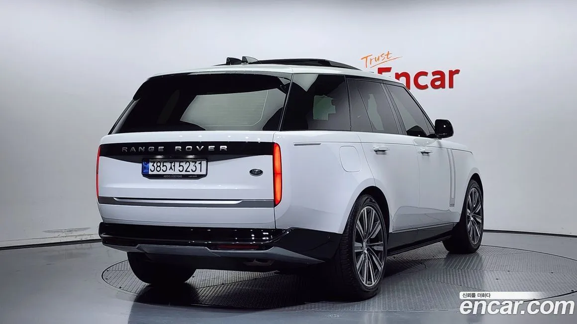 Land Rover Range Rover 2023 из KR, фото 2