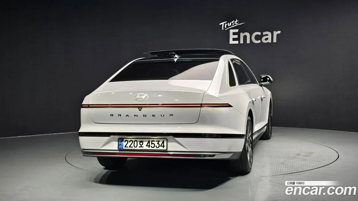 Hyundai Grandeur 2023 из KR, фото 4