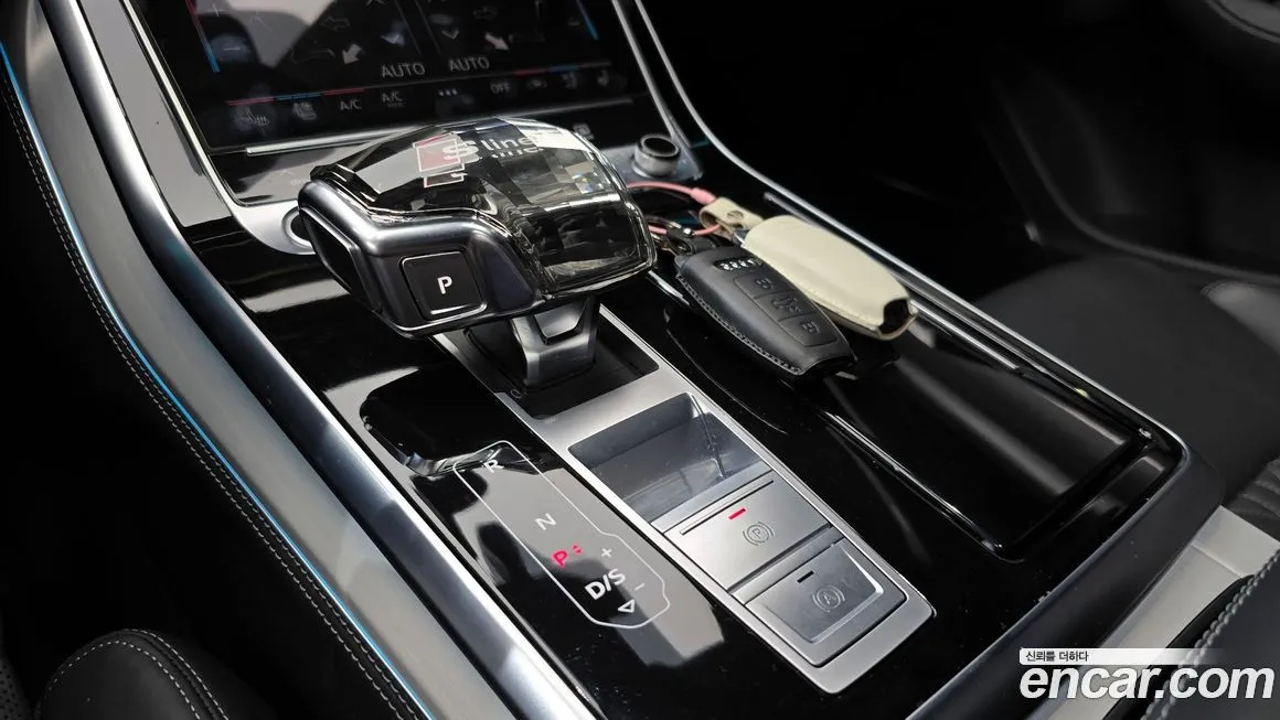 Audi Q7 2023 из KR, фото 9