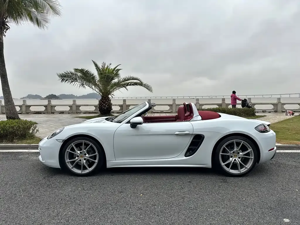 Porsche 718 2023 из CN, фото 4