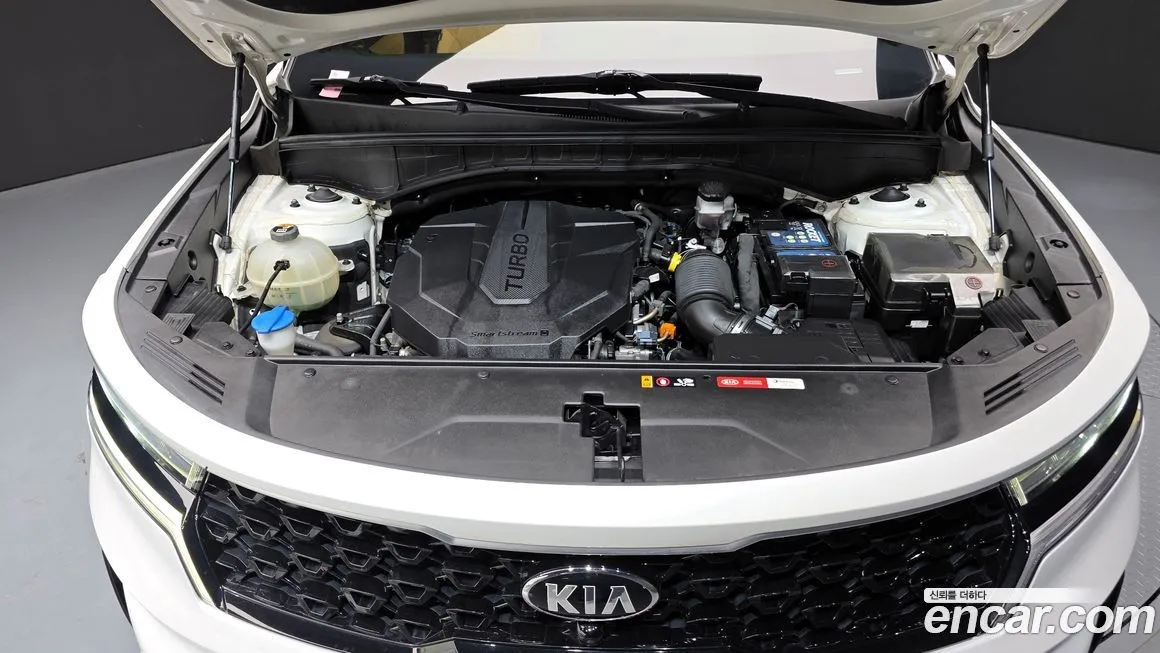 Kia Sorento — фото 6