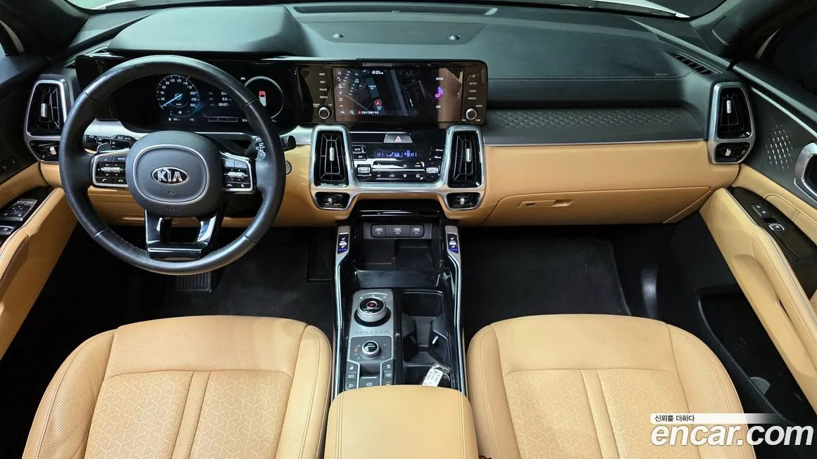 Kia Sorento — фото 7