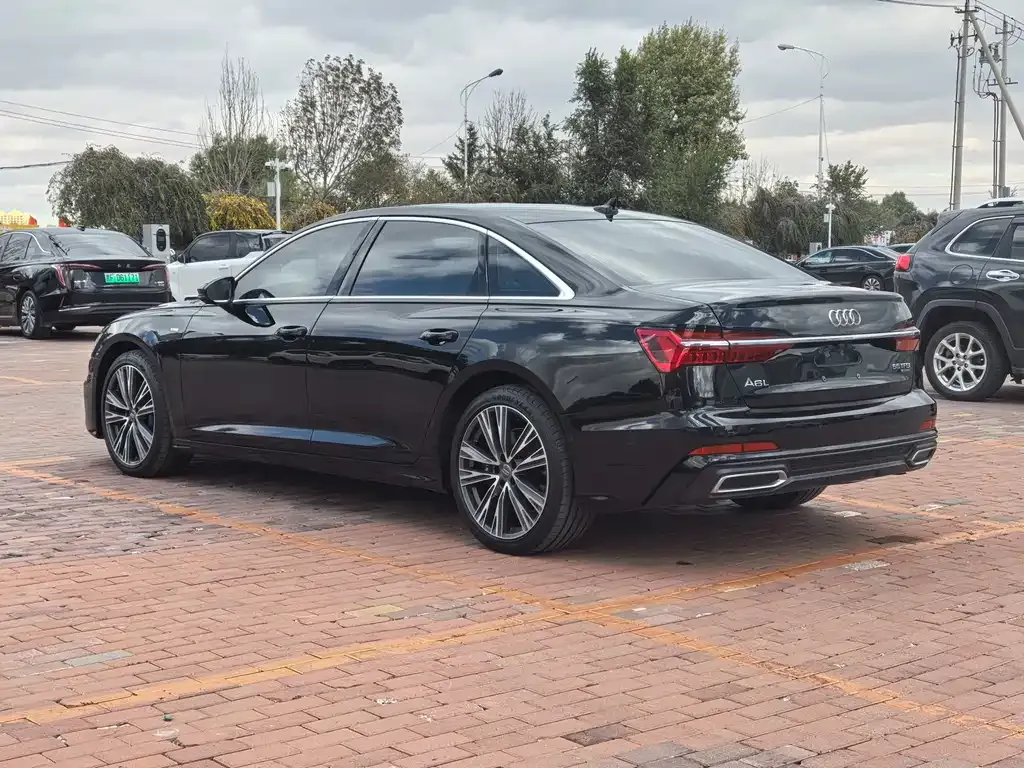 Audi A6L 2021 из CN, фото 7