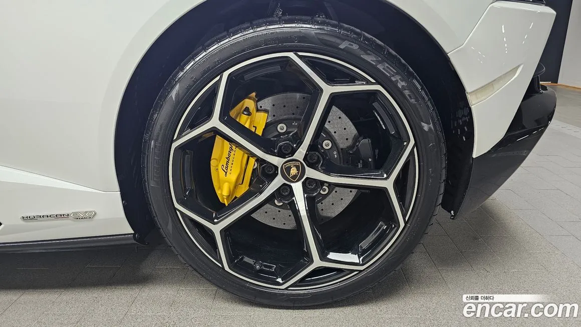 Lamborghini Huracan 2021 из KR, фото 5
