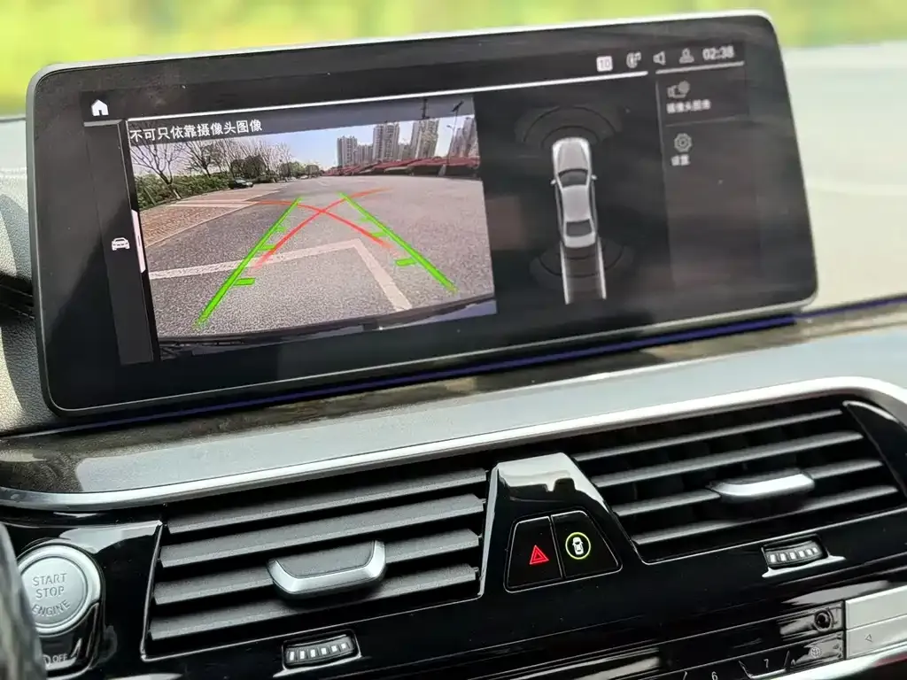 BMW 5 Series 2022 из CN, фото 6