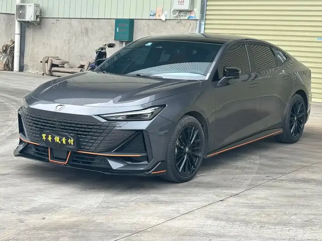 Changan UNI-V 2023 из CN, фото 1