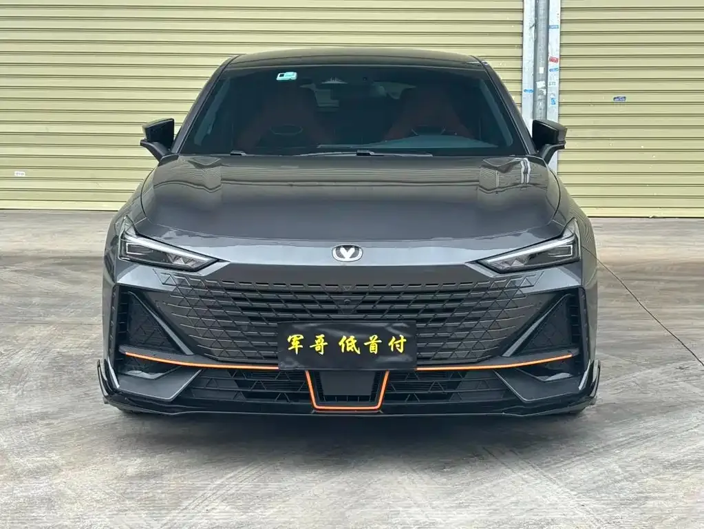 Changan UNI-V 2023 из CN, фото 2