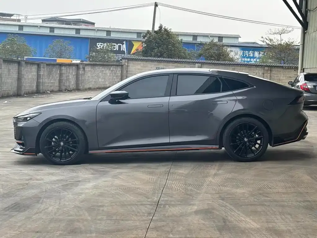 Changan UNI-V 2023 из CN, фото 8
