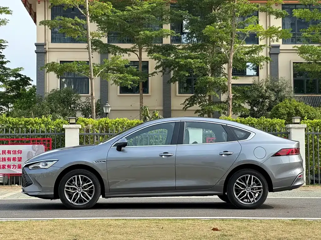 BYD Qin PLUS 2024 из CN, фото 3