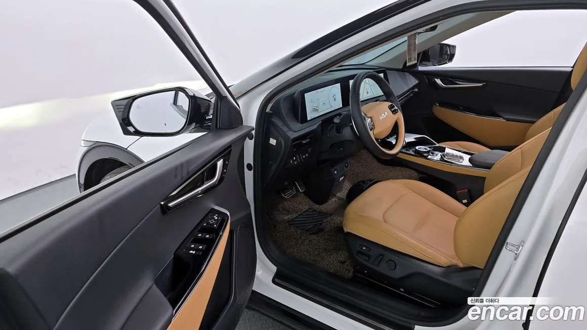 Kia EV6 2023 из KR, фото 10
