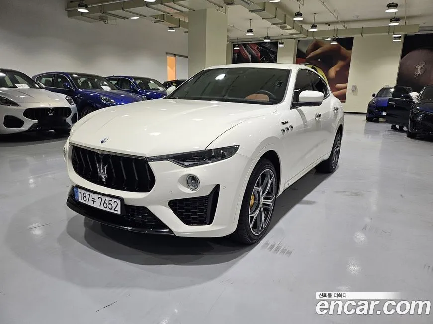 Maserati Levante 2023 из KR, фото 1