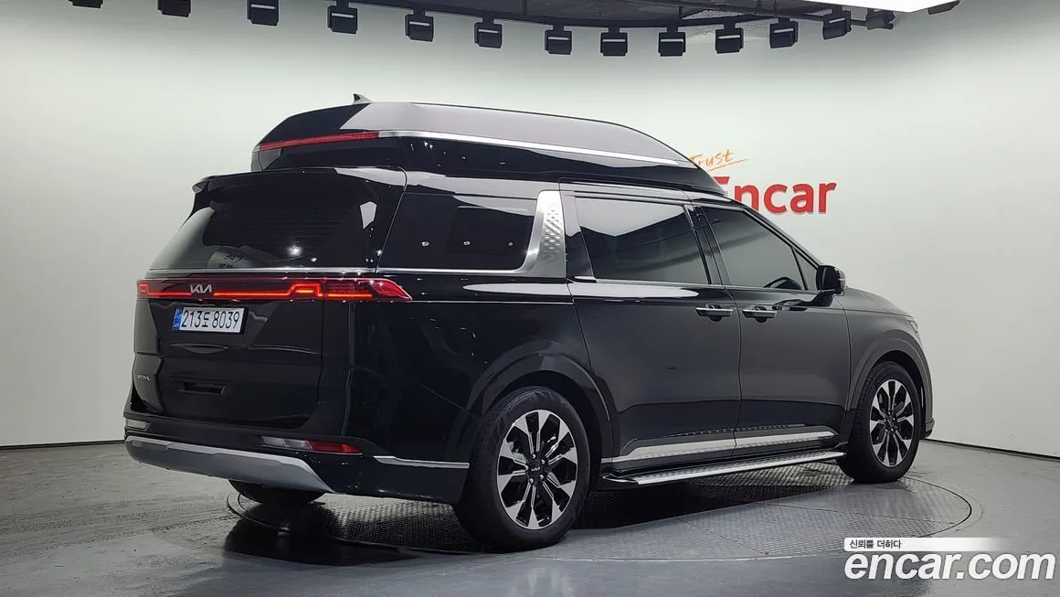 Kia Carnival 2023 из KR, фото 2