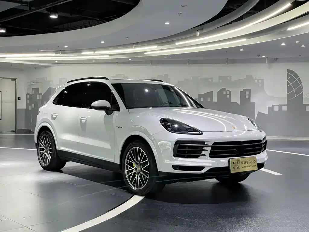 Porsche Cayenne Hybrid 2023 из CN, фото 3