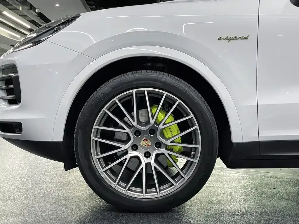 Porsche Cayenne Hybrid 2023 из CN, фото 5