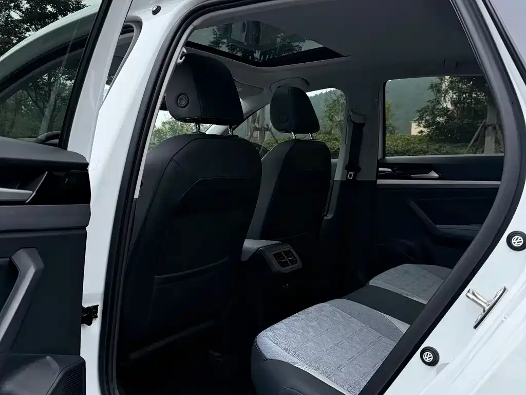 Volkswagen Lavida 2024 из CN, фото 7