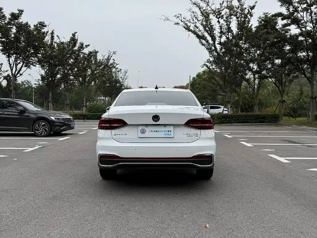 Volkswagen Lavida 2024 из CN, фото 8