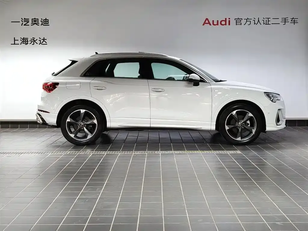 Audi Q3 2024 из CN, фото 3