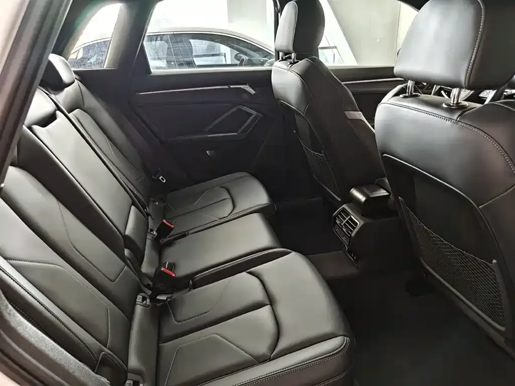 Audi Q3 2024 из CN, фото 8