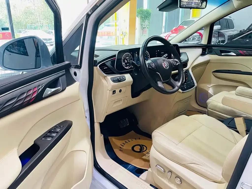 Buick GL8 2023 из CN, фото 6