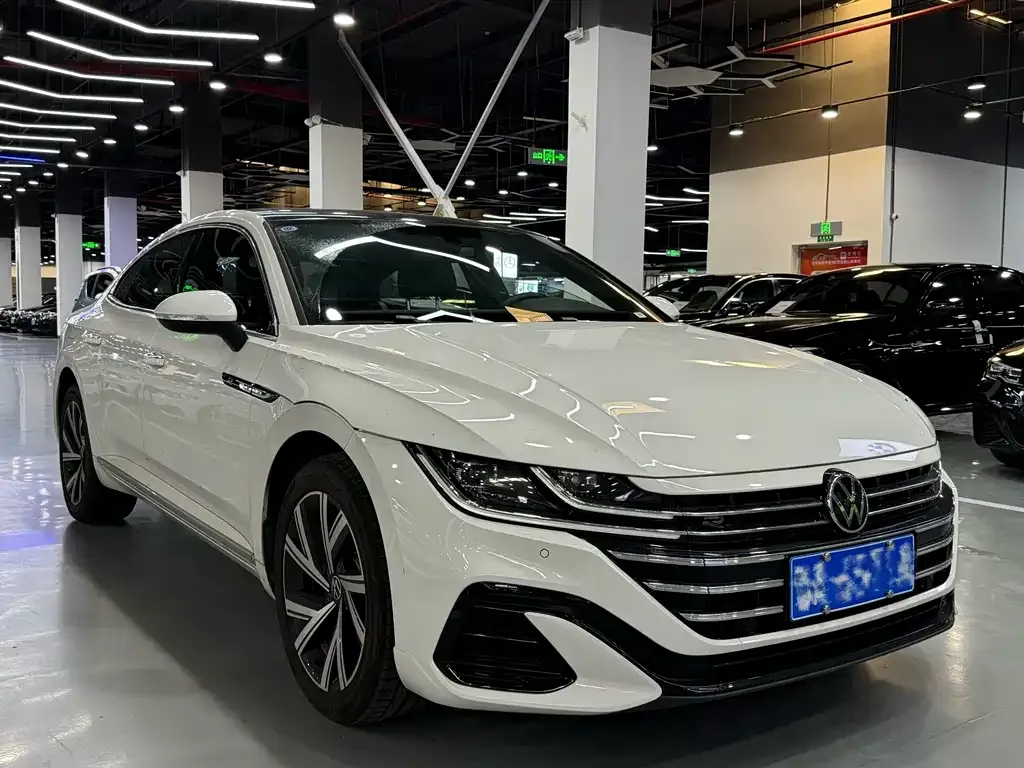 Volkswagen CC 2025 из CN, фото 3