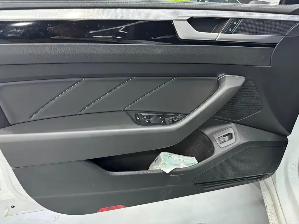 Volkswagen CC 2025 из CN, фото 4