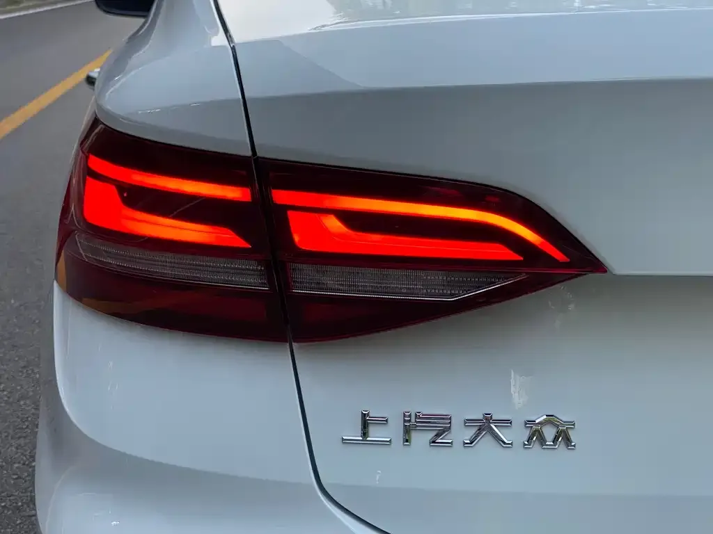 Volkswagen Lavida 2023 из CN, фото 10
