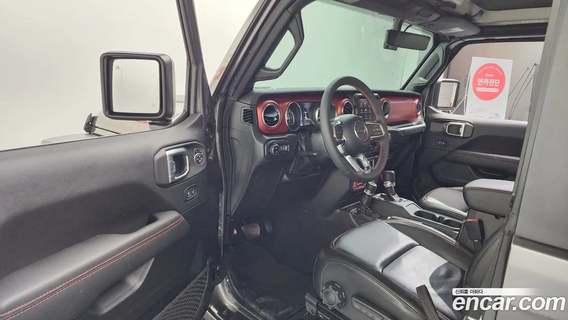 Jeep Wrangler 2023 из KR, фото 10