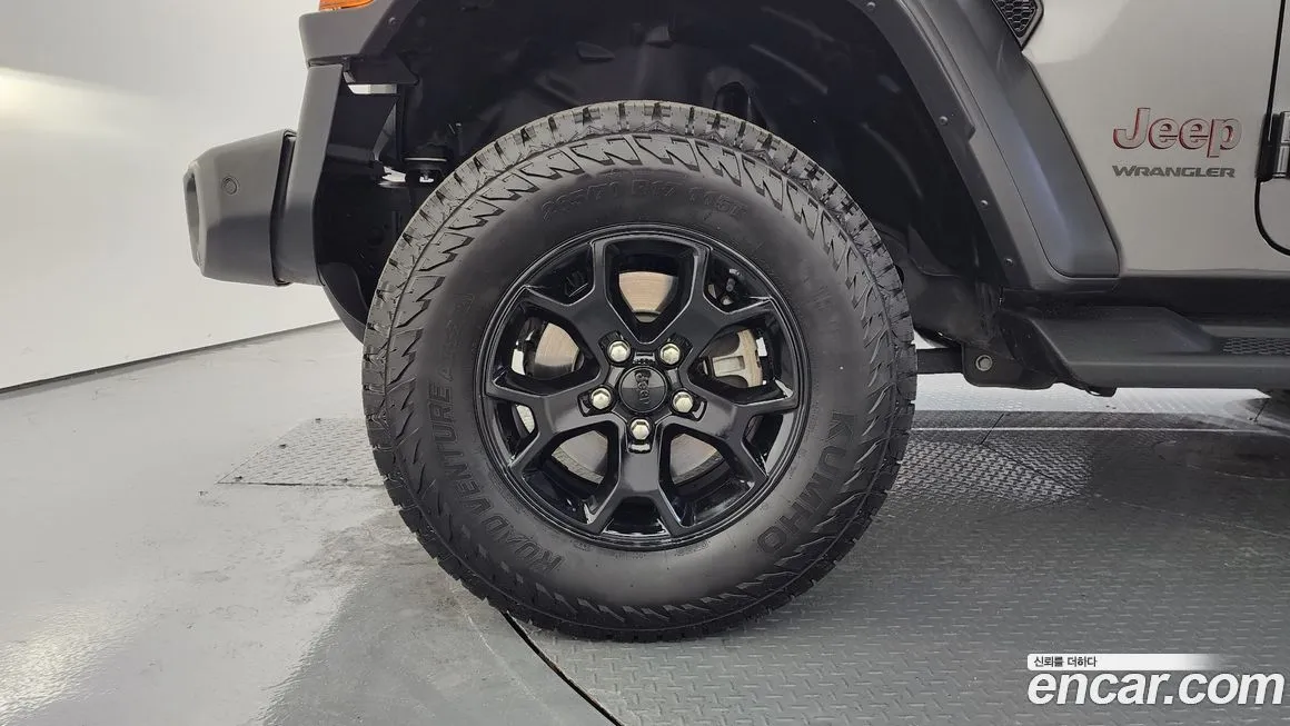 Jeep Wrangler 2023 из KR, фото 5