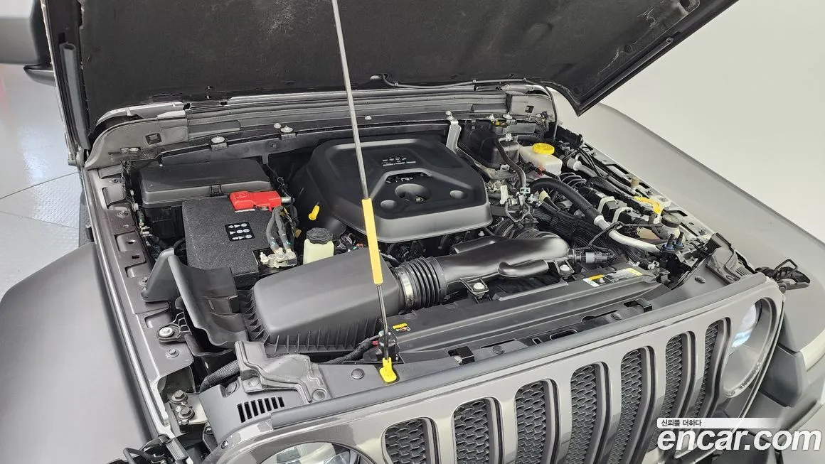 Jeep Wrangler 2023 из KR, фото 6