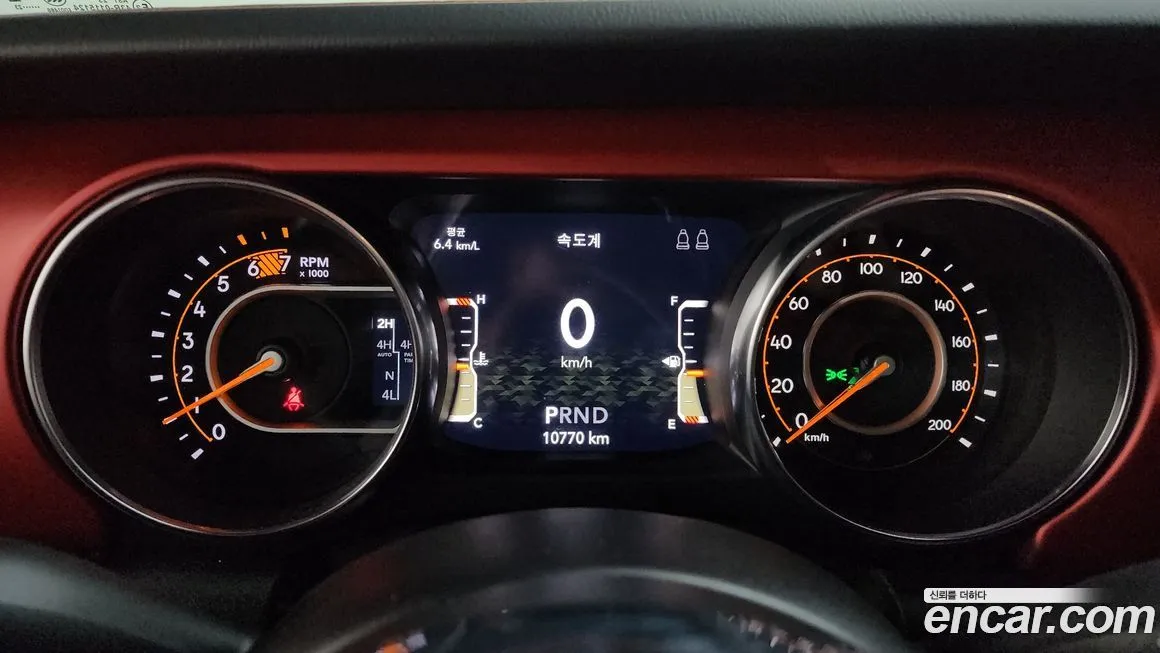 Jeep Wrangler 2023 из KR, фото 8