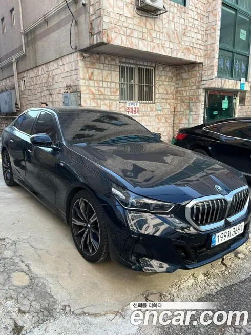 BMW 5-Series 2025 из KR, фото 2