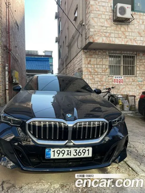 BMW 5-Series 2025 из KR, фото 3