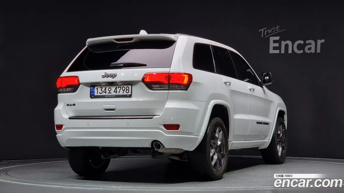 Jeep Cherokee 2021 из KR, фото 2