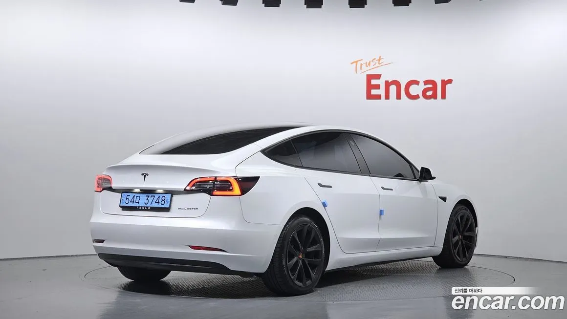 Tesla Model 3 2022 из KR, фото 2