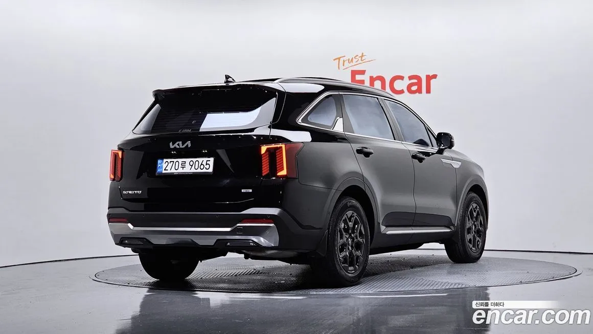 Kia Sorento 2024 из KR, фото 2